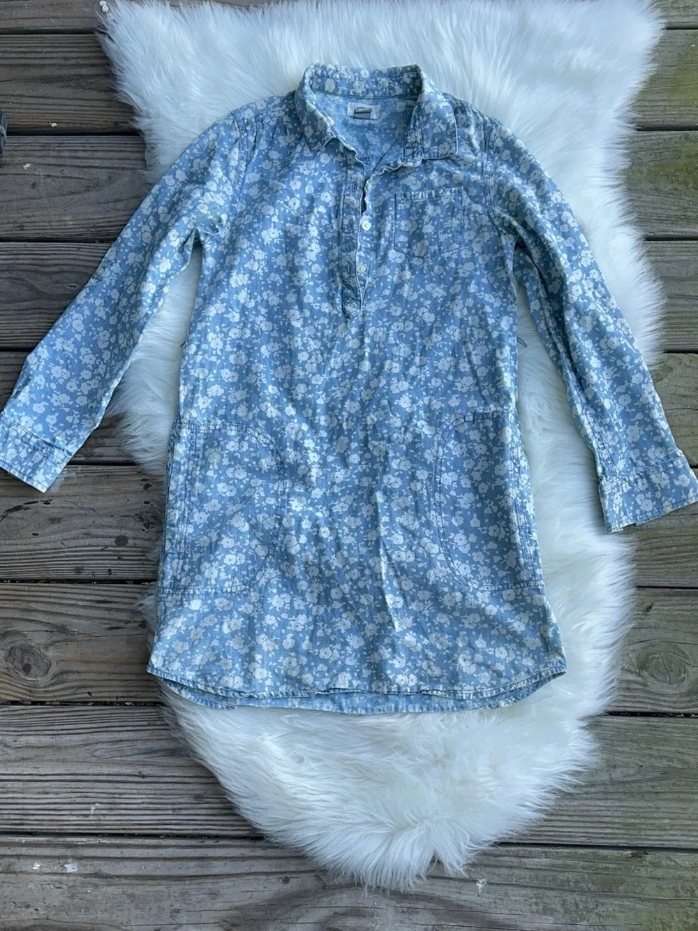 Old Navy Light Blue Floral Button-Down Shirt Dress